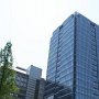 堺市役所．右の高層館21階の展望ロビーに上がってみた．