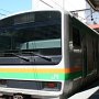 高崎からは湘南新宿ライン小田原行きの特別快速（E231系）に乗り換え．