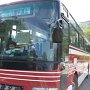 アスピーテライン入口から八幡平頂上までは田沢湖駅からやってきたバスに乗っていった．